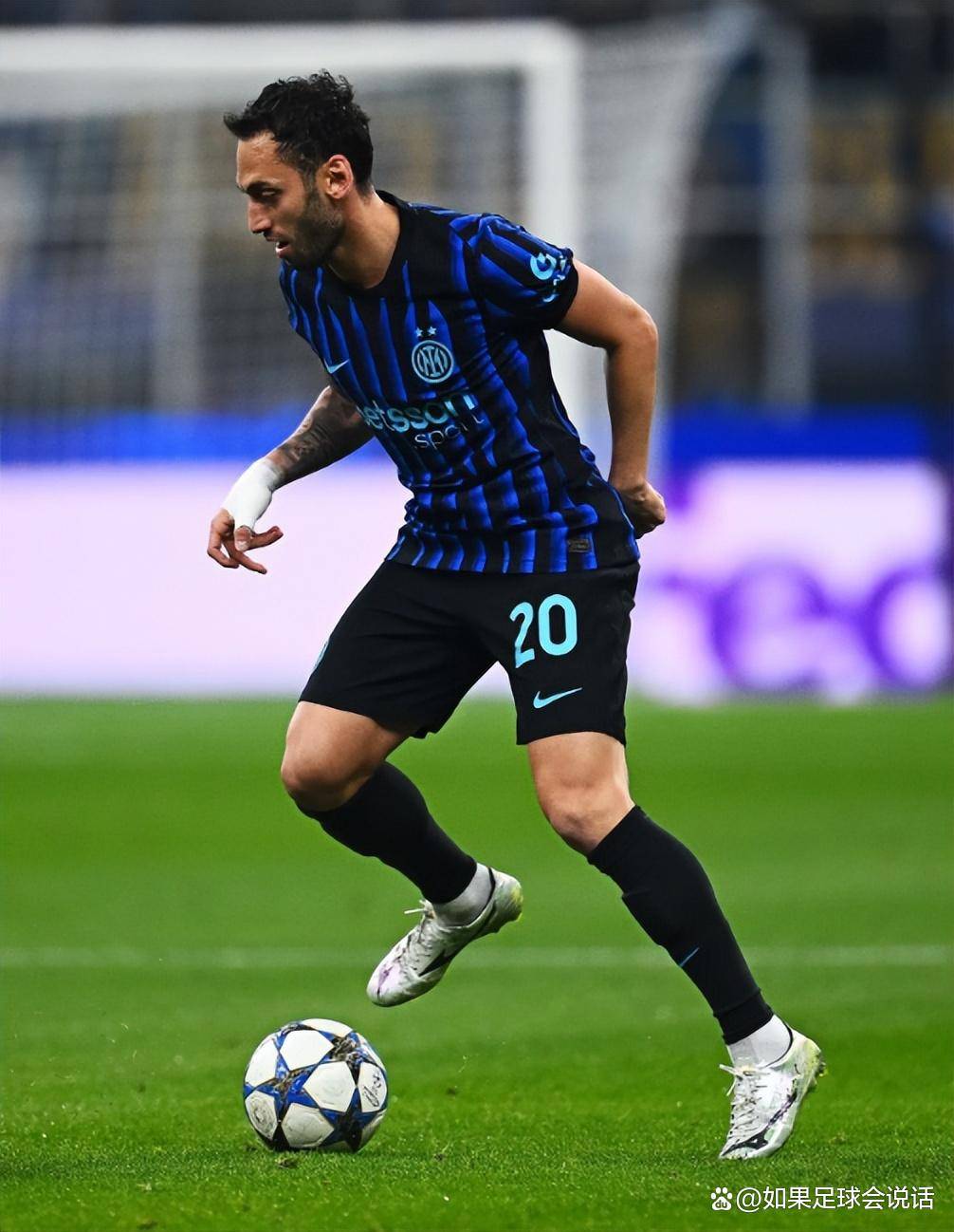 九游在线登录 -关于加时末段欧冠传出新动向，西汉姆单刀错失，管理层表态：球迷炸锅，更衣室氛围转暖的信息